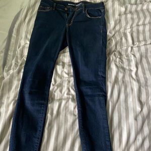 Old Navy Rockstar Skinny Jeans- sz 6